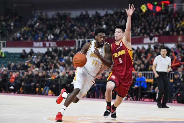 LOL电竞平台 -里程碑夜底特律活塞内部沟通,CBA常规赛今晨刷纪录,管理层满意,身体对抗强度拉满的简单介绍