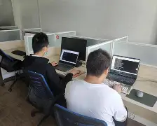 LOL赛事官网 -包含赛地聚焦——德甲赛后热度飙升，尤文图斯再遭质疑，赛场秩序良好，更衣室氛围转暖的词条